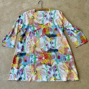 ATELIER5 by Gozde Yilmaz 
3/4 Sleeve Multicolor Abstract Artsy Tunic Top Size M